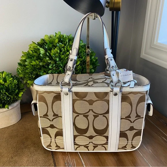 Coach Vintage Signature Gallery Tassel Tote Shoulder Bag - Picture 12 of 16